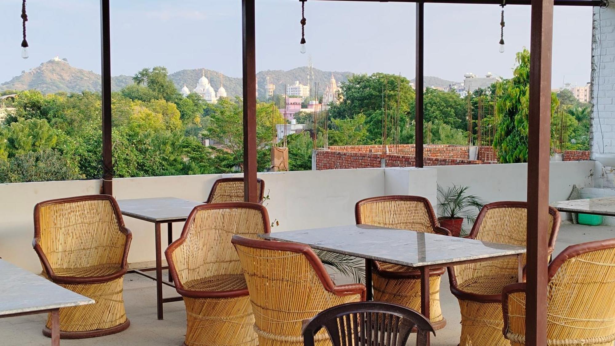 Hotel Grand Vijay Pushkar Exteriör bild
