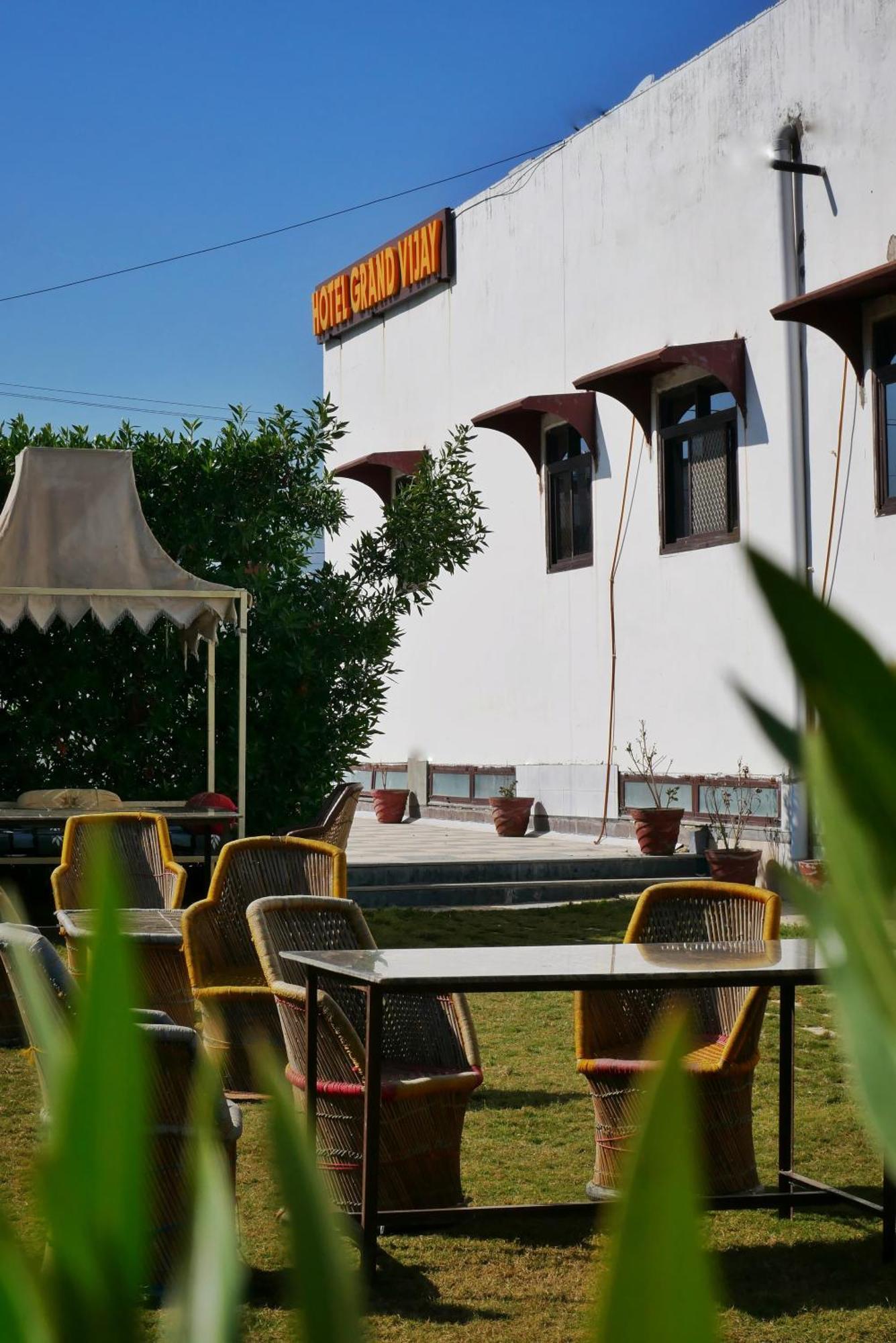 Hotel Grand Vijay Pushkar Exteriör bild