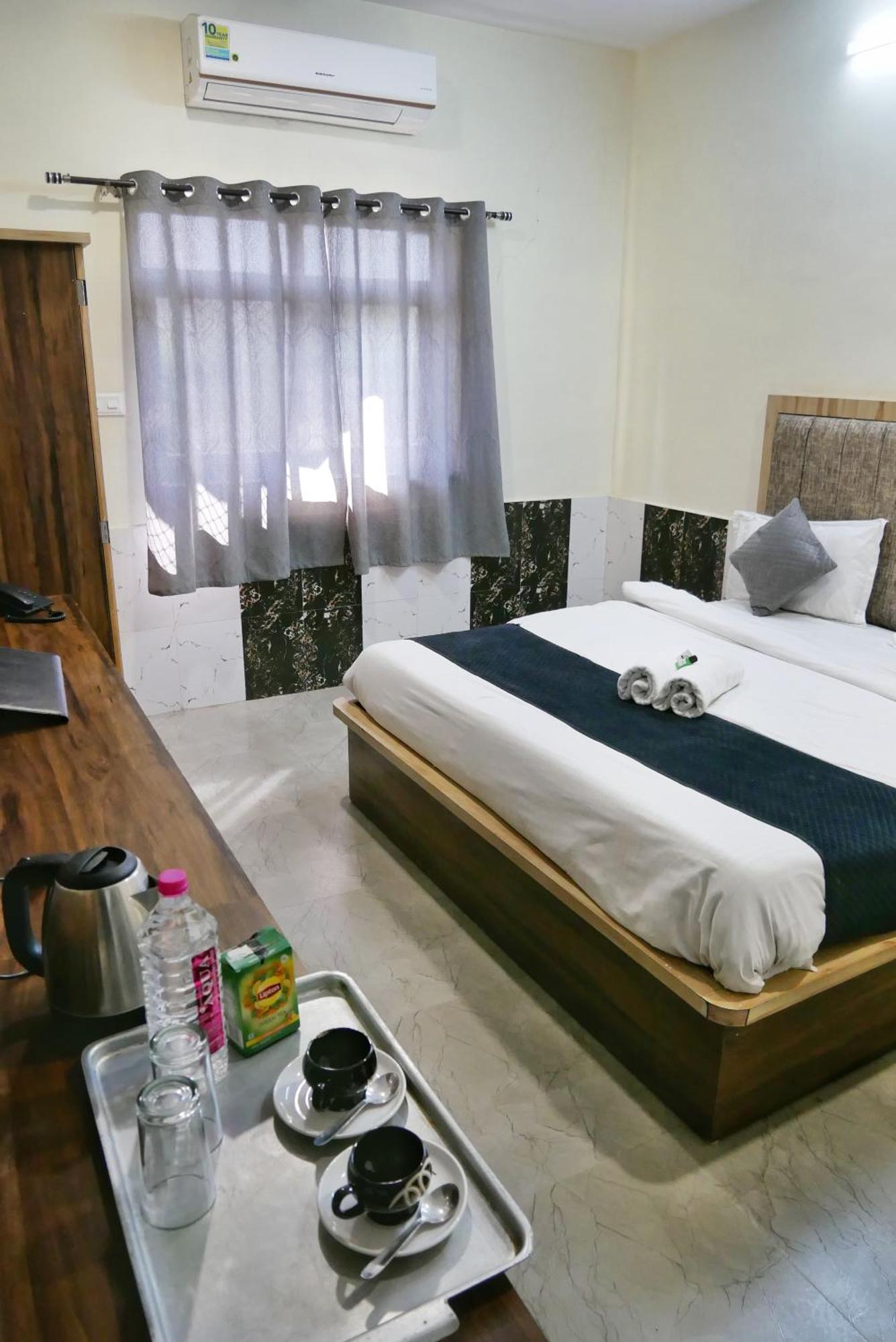 Hotel Grand Vijay Pushkar Rum bild