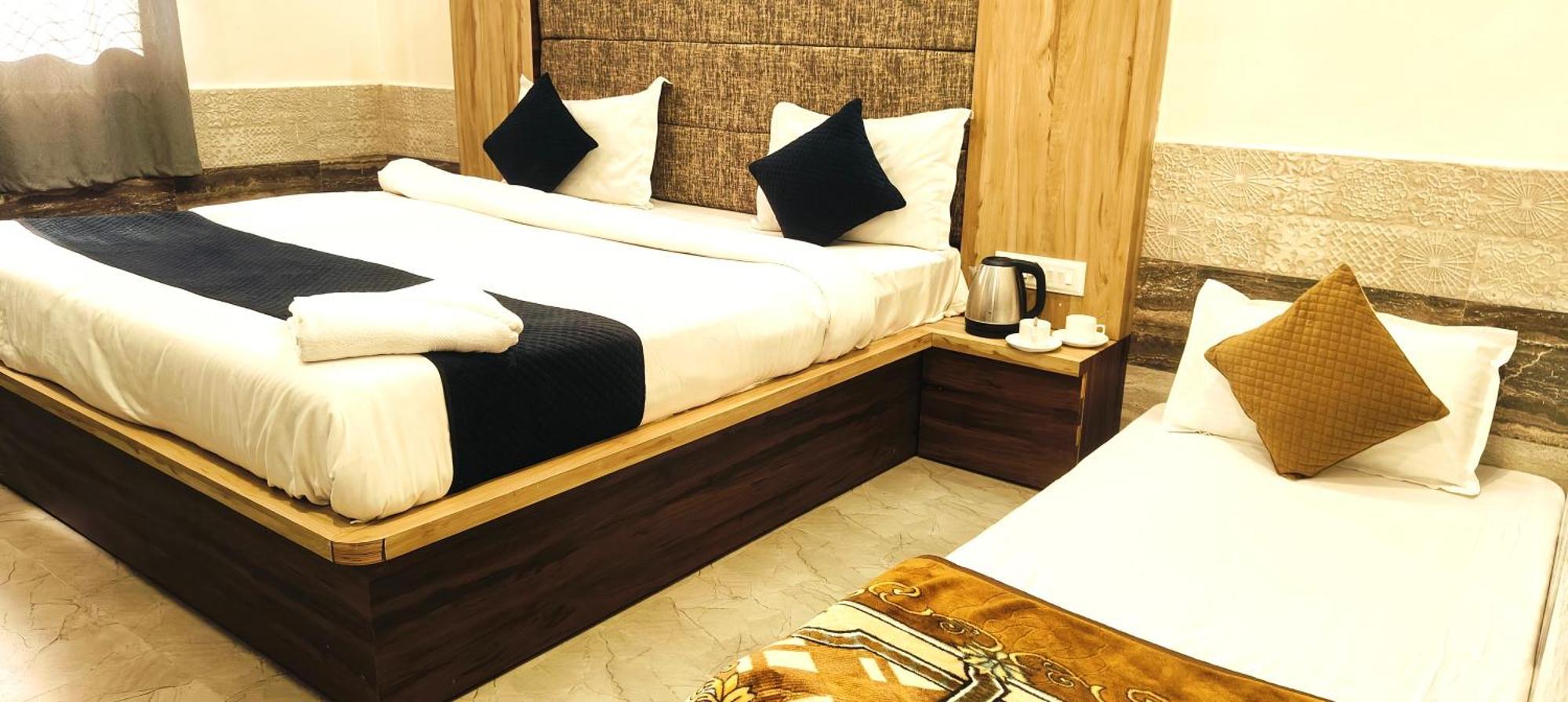 Hotel Grand Vijay Pushkar Exteriör bild